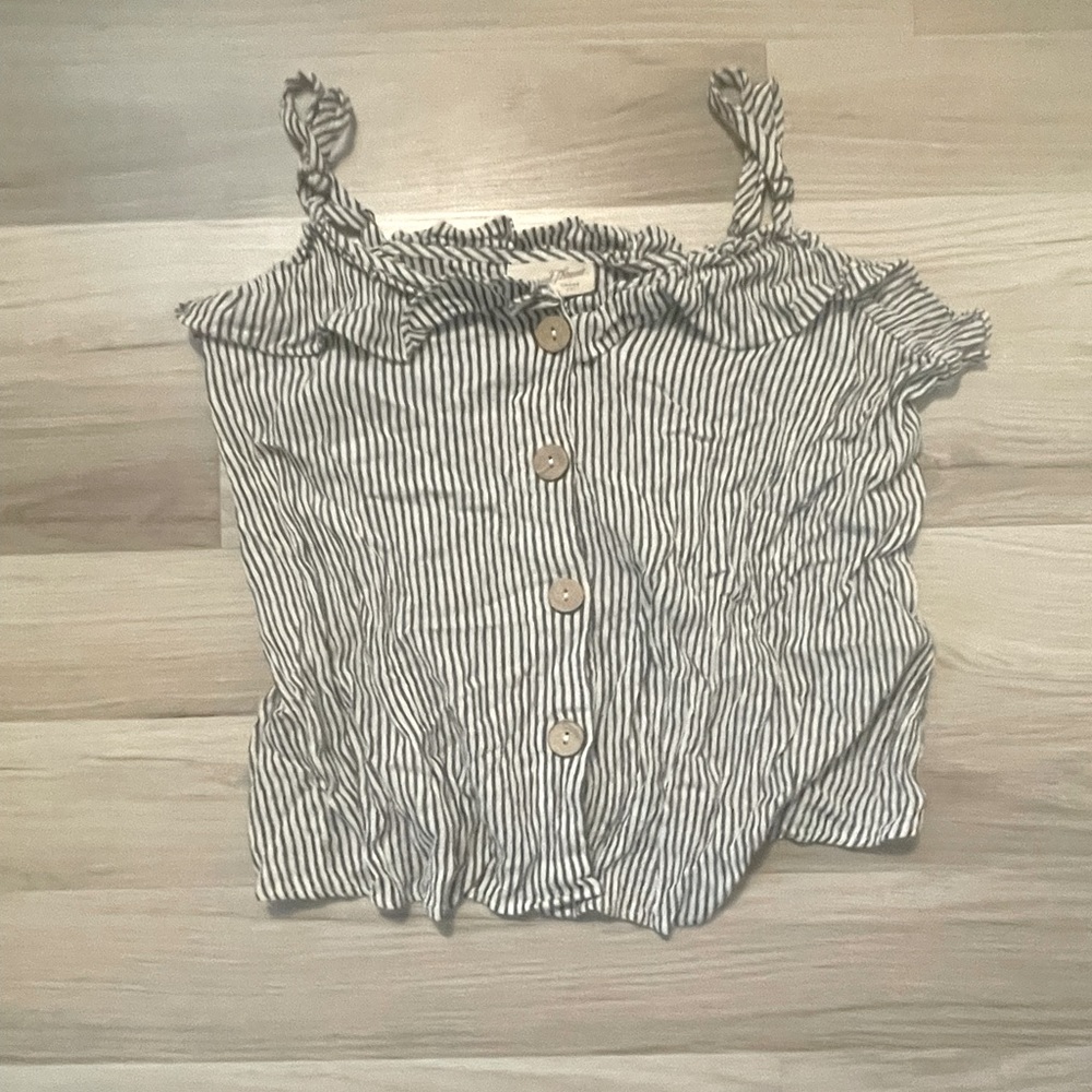 spaghetti strapped top